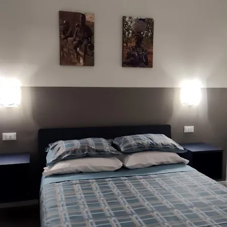 La Casa Di Sabrina דירה פרנקווילה אל מארה